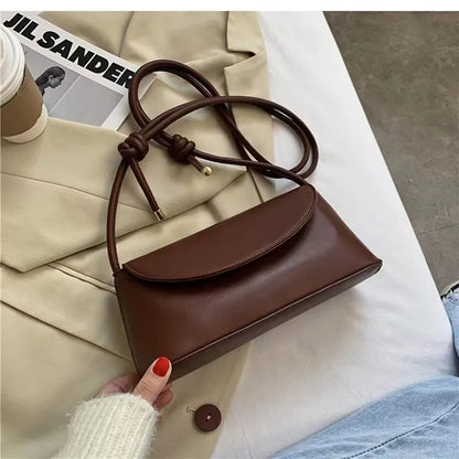 Lady Fashion Simple French one-shoulder Crossbody solid color fashion Underarm Pu Leather small square bag